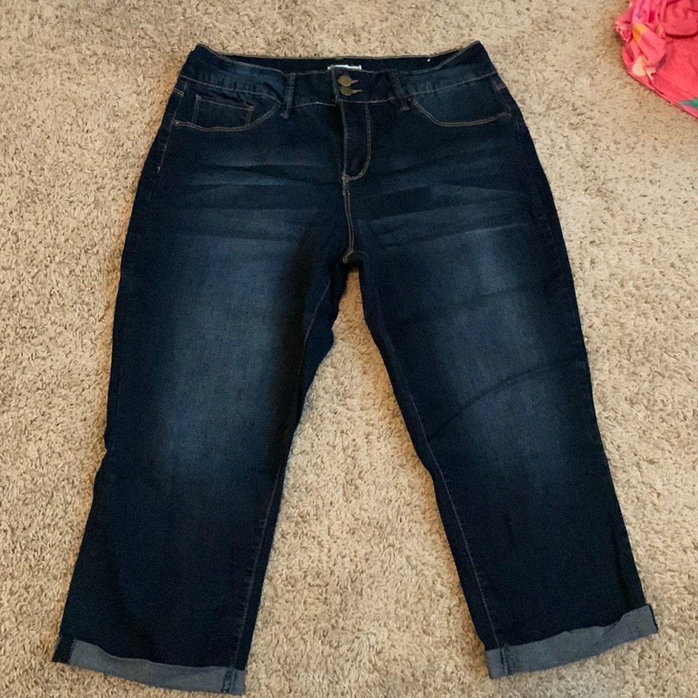 Womens size 14 cropped “Royalty” dark wash jeans